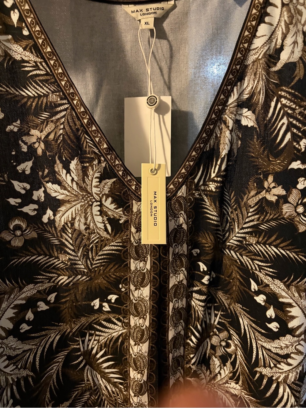 Max Studio Border Print Black Maxi Dress with Gold Botanical Motif size xl BOHO - Picture 7 of 8